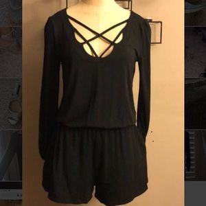 American Eagle ADORABLE romper!!